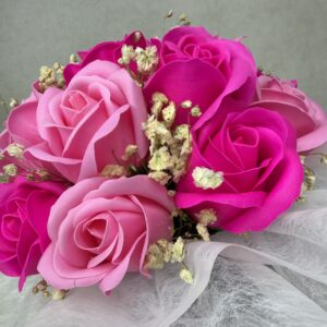 Flowerbox z kwiatów mydlanych różowy