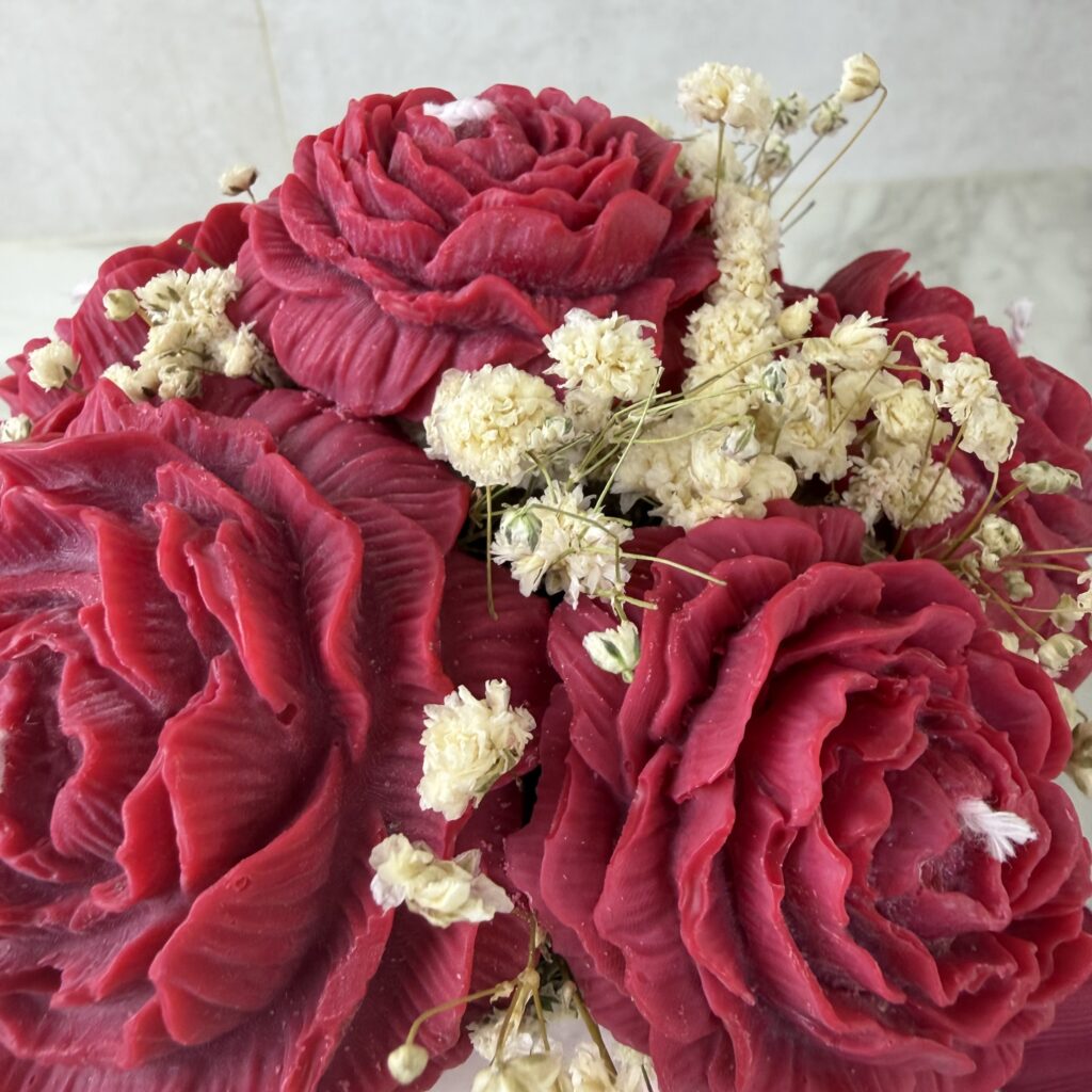 Flowerbox ze świec sojowych czerwony