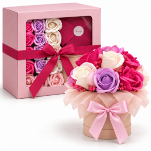 Pastelowy zestaw DIY: pudełko z różami mydlanymi i przykładowy gotowy flowerbox